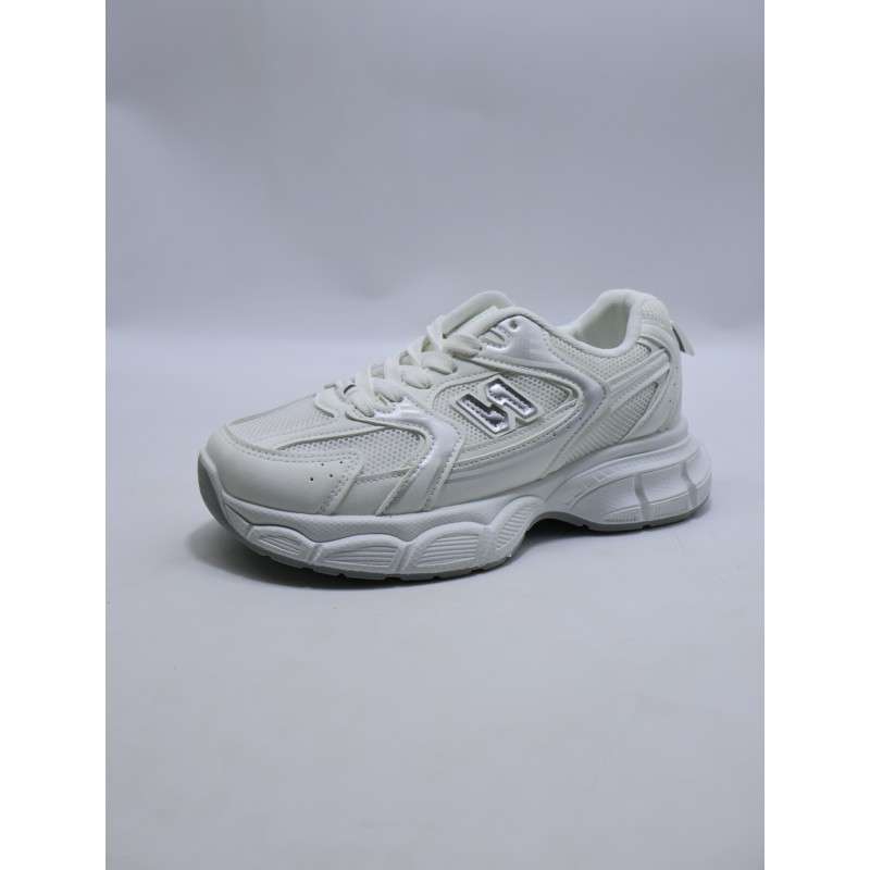 BUTY DAMSKIE. SIZE: 36/41 (12 PAR/PACZKA) KOLOR JAK NA ZDZIĘCIU