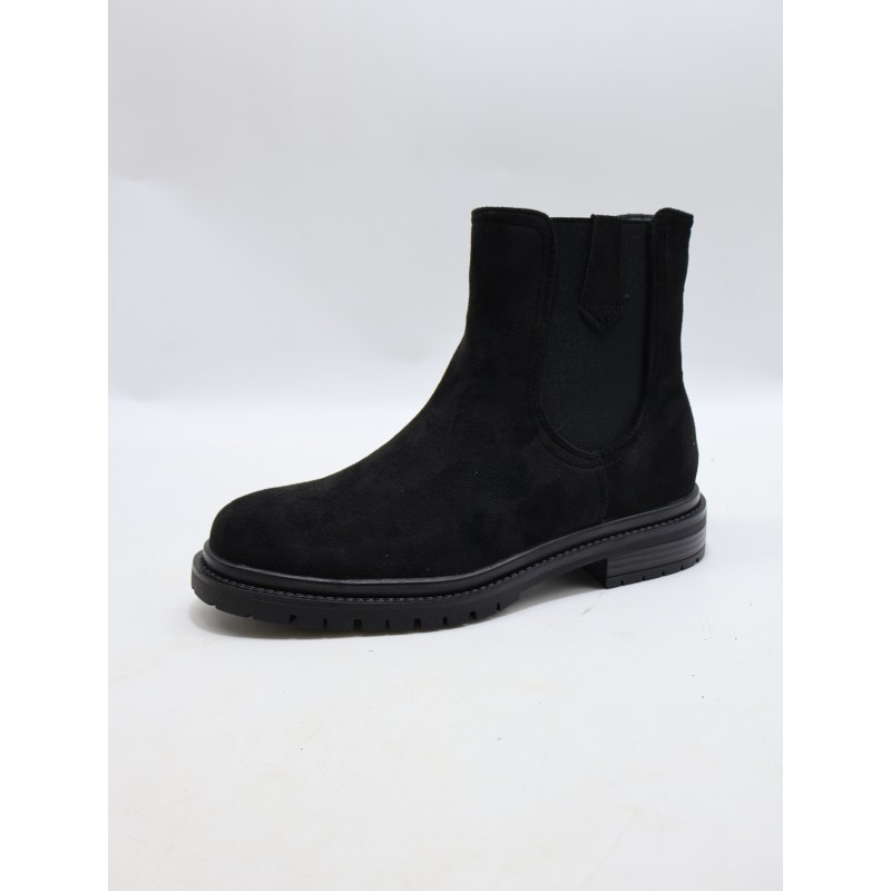 BUTY DAMSKIE. SIZE: 36/41 (12 PAR/PACZKA) KOLOR JAK NA ZDZIĘCIU