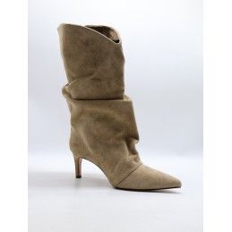 BOTKI DAMSKIE. SIZE: 36/41 (12 PAR/PACZKA) KOLOR JAK NA ZDZIĘCIU