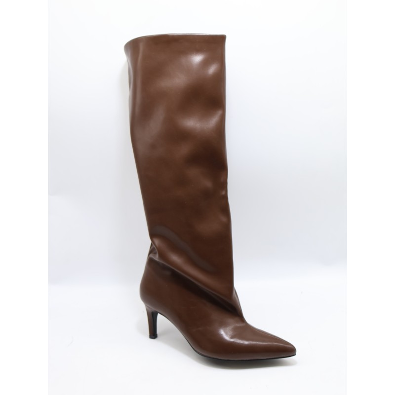 BOTKI DAMSKIE. SIZE: 36/41 (12 PAR/PACZKA) KOLOR JAK NA ZDZIĘCIU