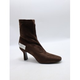 BUTY DAMSKIE. SIZE: 36/41 (12 PAR/PACZKA) KOLOR JAK NA ZDZIĘCIU