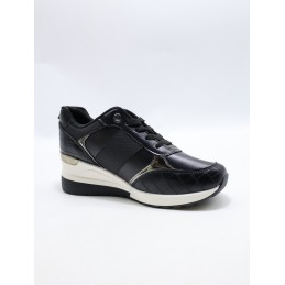 BUTY DAMSKIE. SIZE: 36/41 (12 PAR/PACZKA) KOLOR JAK NA ZDZIĘCIU