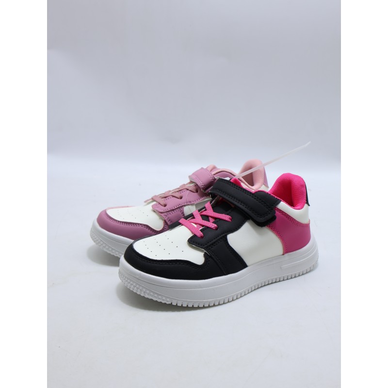BUTY DZIECIĘCE. SIZE: 31/36 (12 PAR/PACZKA) KOLOR JAK NA ZDZIĘCIU