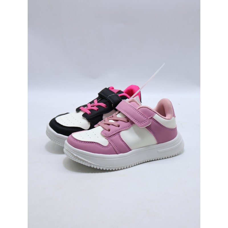 BUTY DZIECIĘCE. SIZE: 25/30 (12 PAR/PACZKA) KOLOR JAK NA ZDZIĘCIU