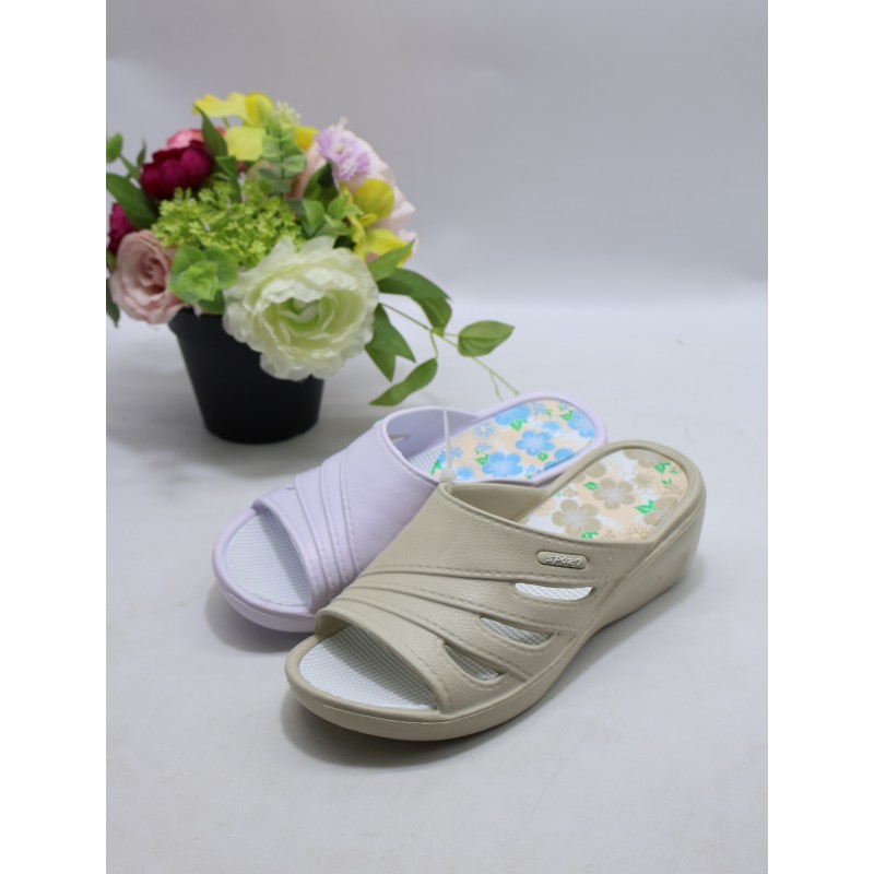 KLAPKI DAMSKIE. SIZE: 36/41 (24 PAR/PACZKA) KOLOR JAK NA ZDZIĘCIU