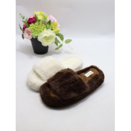 KAPCIE DAMSKIE. SIZE: 36/41...