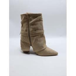 BUTY DAMSKIE. SIZE: 36/41 (12 PAR/PACZKA) KOLOR JAK NA ZDZIĘCIU