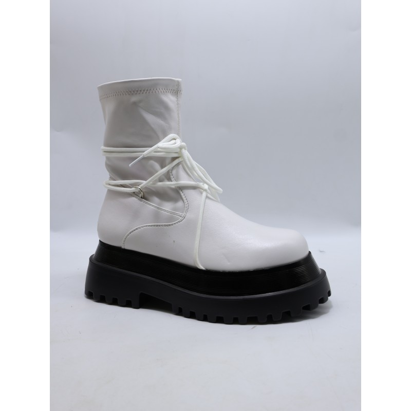 BUTY DAMSKIE. SIZE: 36/41 (8 PAR/PACZKA) KOLOR JAK NA ZDZIĘCIU
