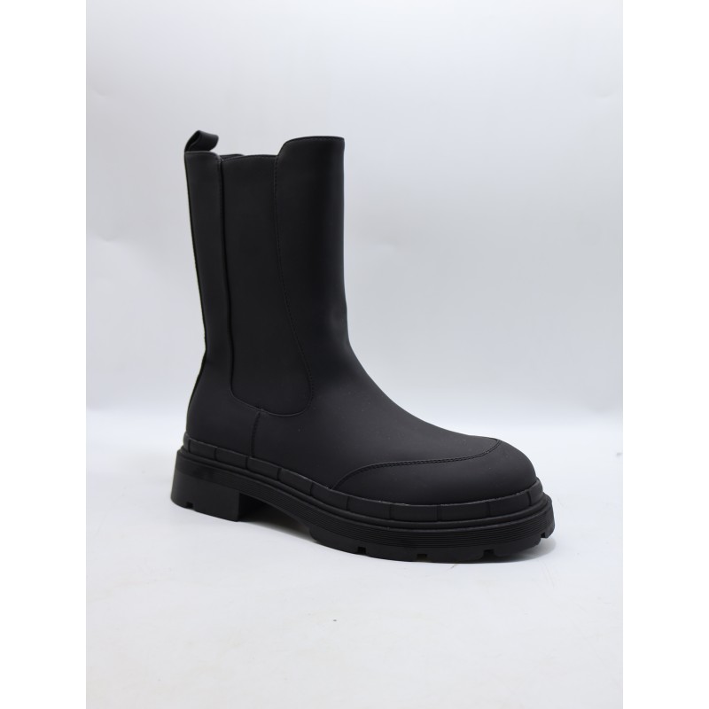BUTY DAMSKIE. SIZE: 36/41 (8 PAR/PACZKA) KOLOR JAK NA ZDZIĘCIU