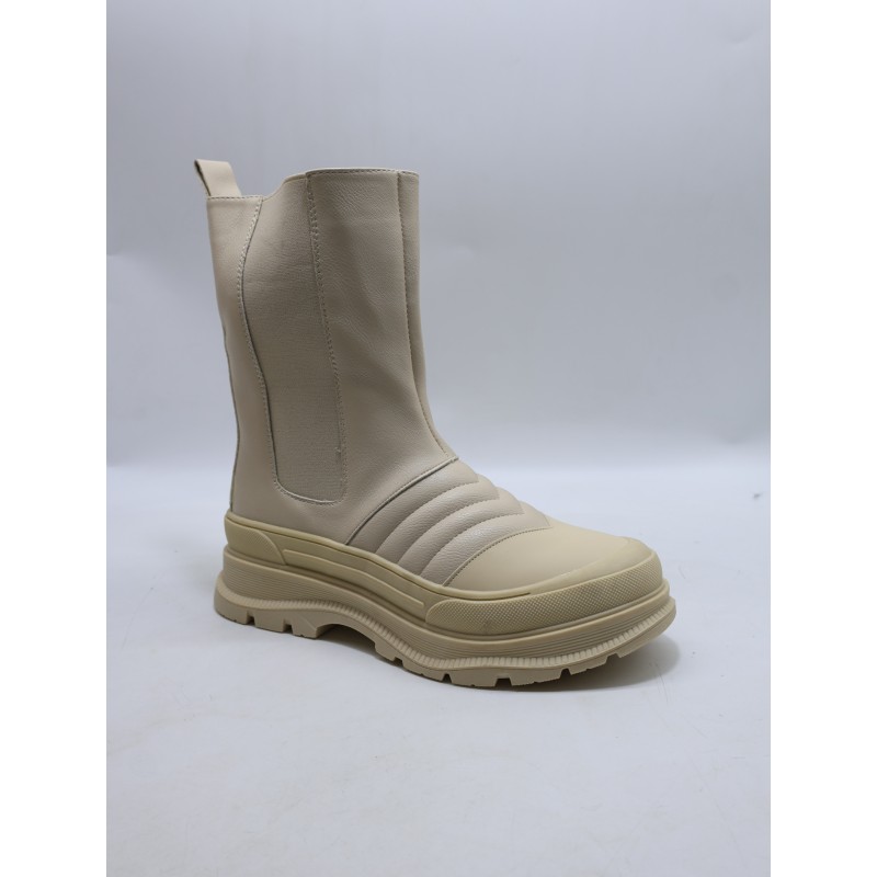 KALOSZE DAMSKIE. SIZE: 36/41 (8 PAR/PACZKA) KOLOR JAK NA ZDZIĘCIU