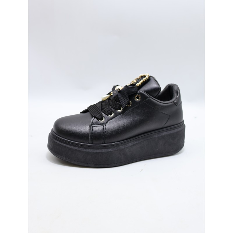 BUTY DAMSKIE. SIZE: 36/41 (12 PAR/PACZKA) KOLOR JAK NA ZDZIĘCIU