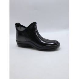 BUTY DAMSKIE. SIZE: 36/41 (10 PAR/PACZKA) KOLOR JAK NA ZDZIĘCIU