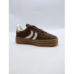 BUTY DAMSKIE. SIZE: 36/41 (12 PAR/PACZKA) KOLOR JAK NA ZDZIĘCIU