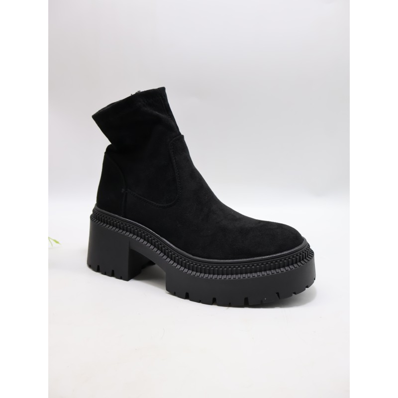 BUTY DAMSKIE. SIZE: 36/41 (12 PAR/PACZKA) KOLOR JAK NA ZDZIĘCIU