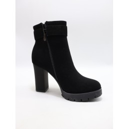 BUTY DAMSKIE. SIZE: 36/41 (8 PAR/PACZKA) KOLOR JAK NA ZDZIĘCIU