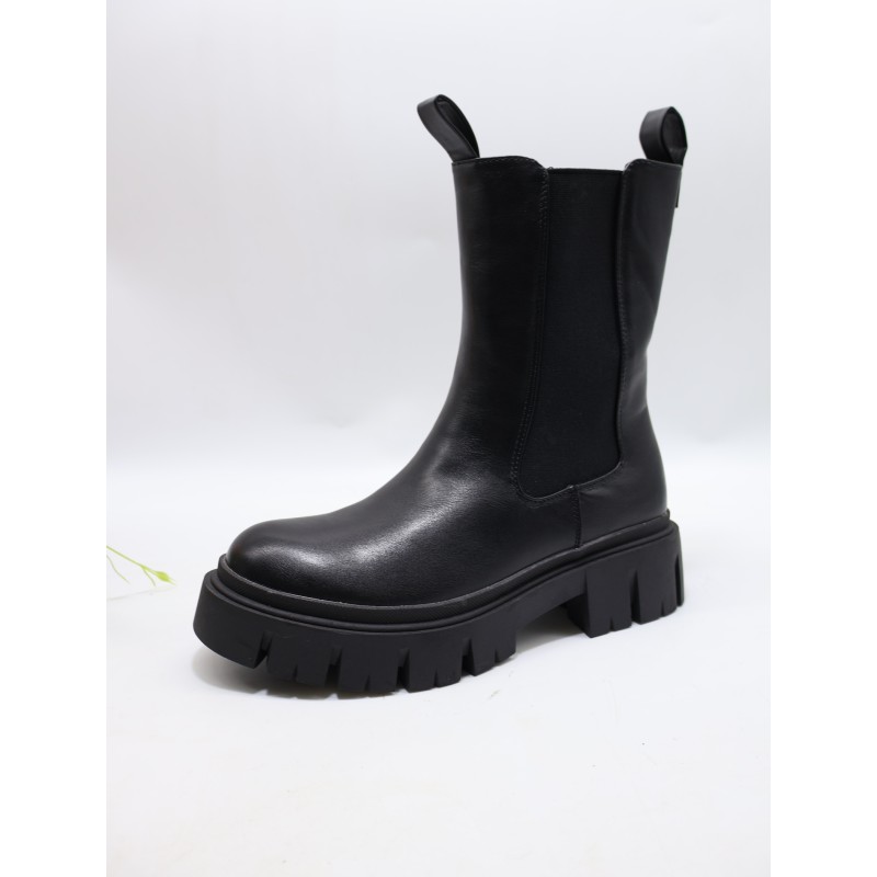 KALOSZE DAMSKIE. SIZE: 36/41 (12 PAR/PACZKA) KOLOR JAK NA ZDZIĘCIU
