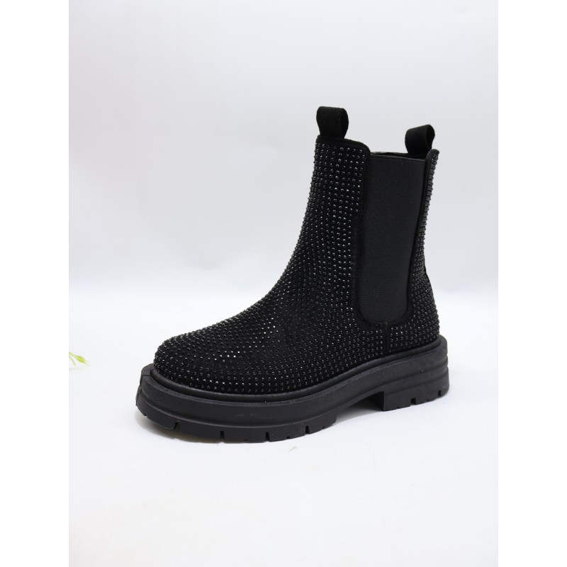 BUTY DAMSKIE. SIZE: 36/41 (12 PAR/PACZKA) KOLOR JAK NA ZDZIĘCIU