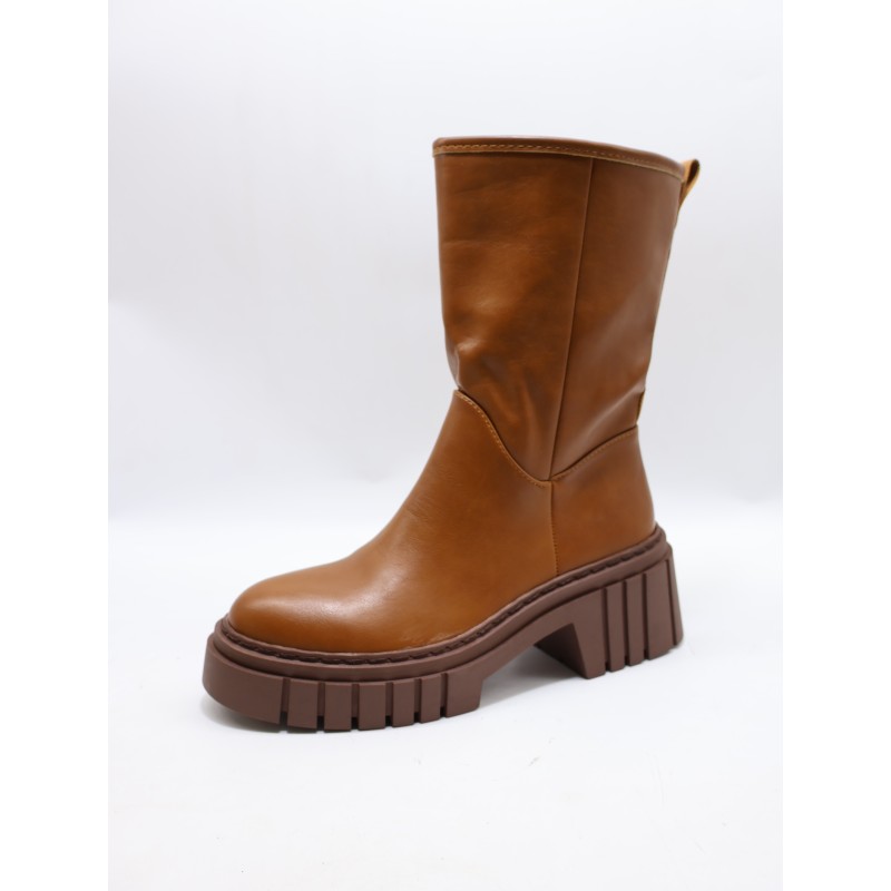 BUTY DAMSKIE. SIZE: 36/41 (12 PAR/PACZKA) KOLOR JAK NA ZDZIĘCIU