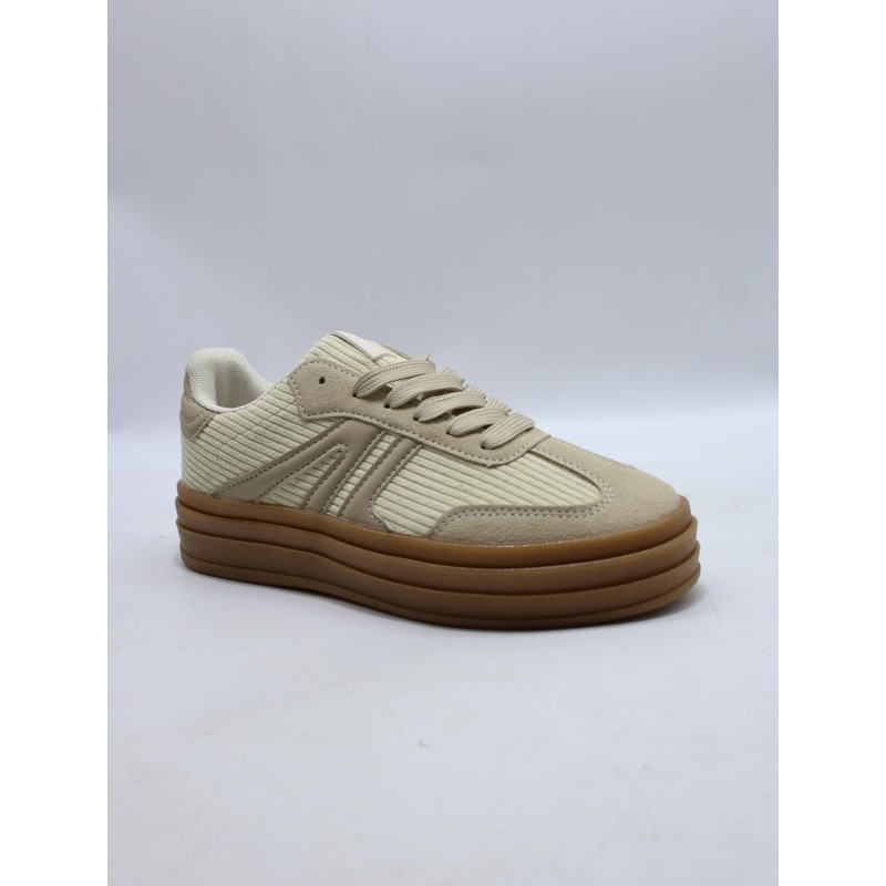 BUTY DAMSKIE. SIZE: 36/41 (12 PAR/PACZKA) KOLOR JAK NA ZDZIĘCIU