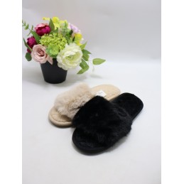 KAPCIE DAMSKIE. SIZE: 36/41...