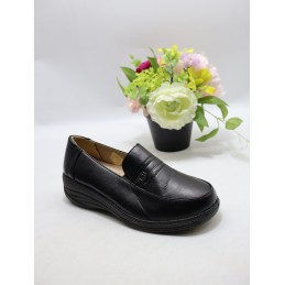 BUTY DAMSKIE. SIZE: 37/42...