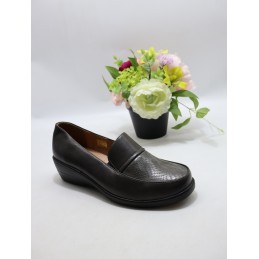 BUTY DAMSKIE. SIZE: 36/42...