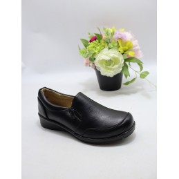 BUTY DAMSKIE. SIZE: 37/42...
