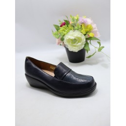 BUTY DAMSKIE. SIZE: 36/42...