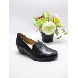 BUTY DAMSKIE. SIZE: 36/41...