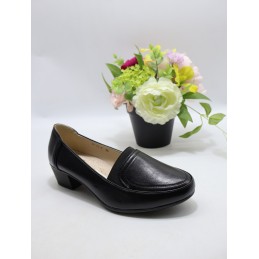 BUTY DAMSKIE. SIZE: 36/41...