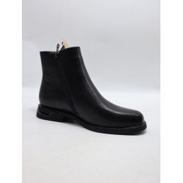 BUTY DAMSKIE. SIZE: 36/41 (8 PAR/PACZKA) KOLOR JAK NA ZDZIĘCIU ''skora'