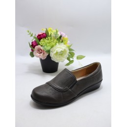 BUTY DAMSKIE. SIZE: 39/43...