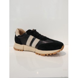 BUTY DAMSKIE. SIZE: 36/41 (8 PAR/PACZKA) KOLOR JAK NA ZDZIĘCIU