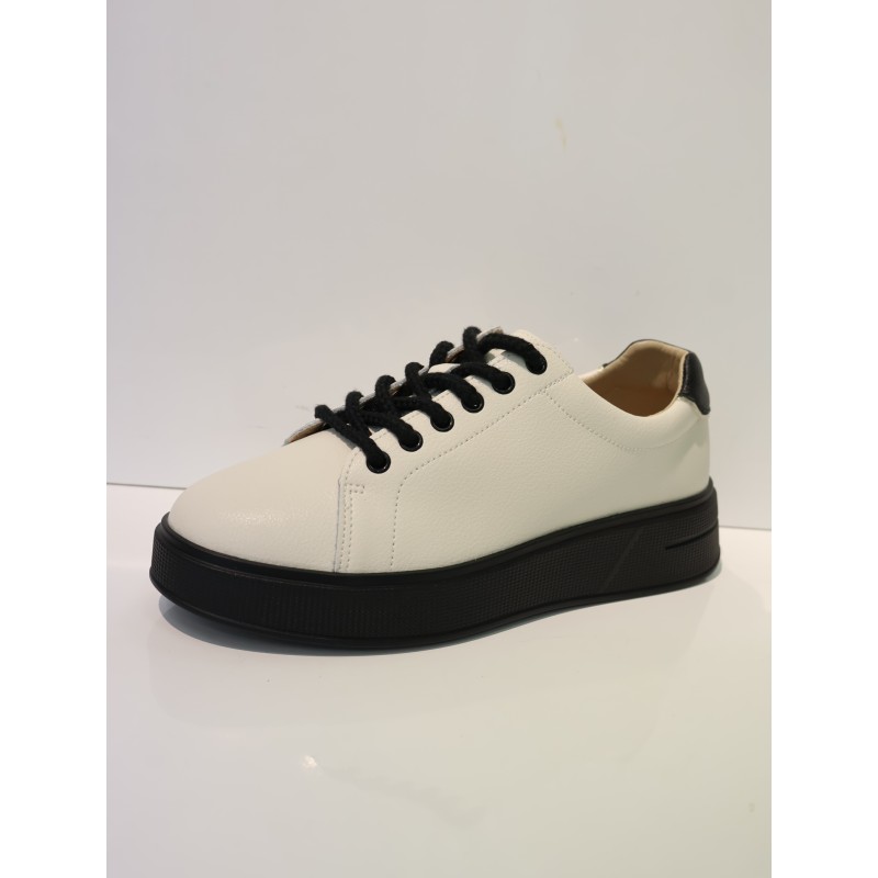 BUTY DAMSKIE. SIZE: 36/41 (8 PAR/PACZKA) KOLOR JAK NA ZDZIĘCIU