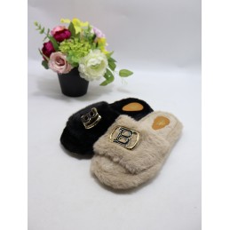 KAPCIE DAMSKIE. SIZE: 36/41...