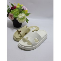 KAPCIE DAMSKIE. Size 36/41...