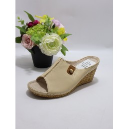 KAPCIE DAMSKIE. Size 37/41...