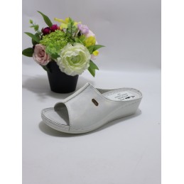KAPCIE DAMSKIE. Size 36/40...