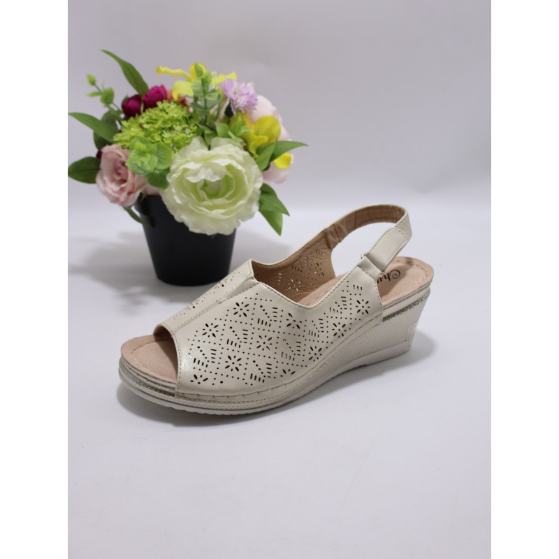 SANDAŁY DAMSKIE. Size 36/41 ( 12 par/paczka). Kolor jak na zdzięciu