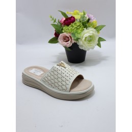 KAPCIE DAMSKIE. size 36/42...