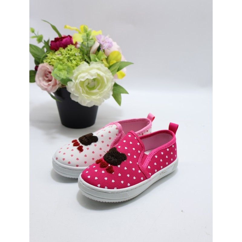 BUTY DZIECIĘCE. size 25/30 (24 par/paczka) kolor jak na zdzięciu