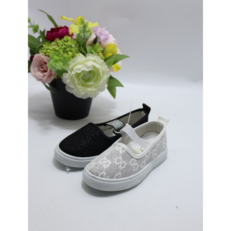 BUTY DZIECIĘCE. size 26/31 (24 par/paczka) kolor jak na zdzięciu