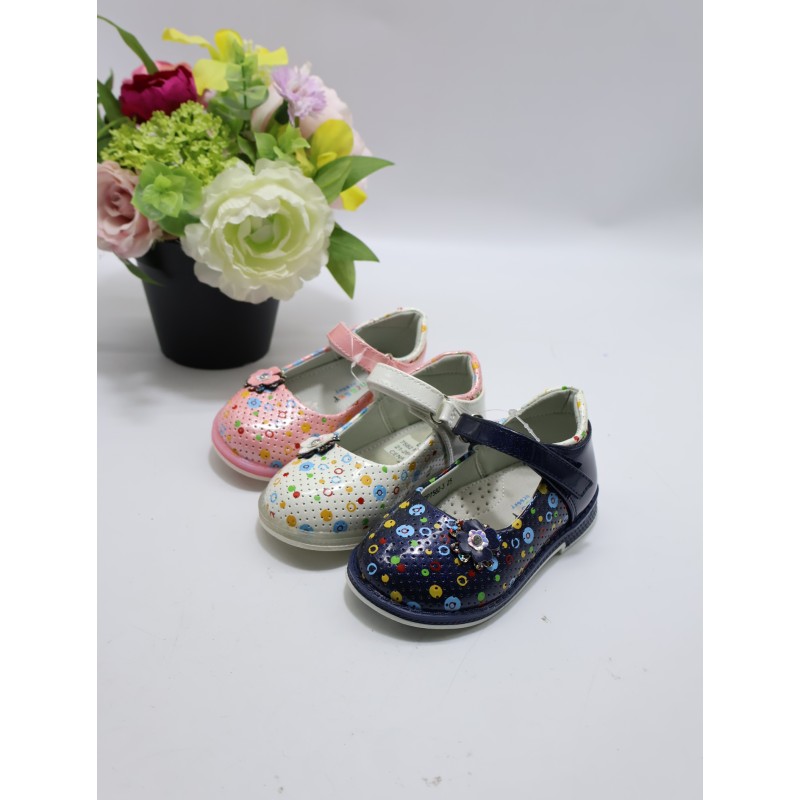 BUTY DZIECIĘCE. size 21/26 (18 par/paczka) kolor jak na zdzięciu