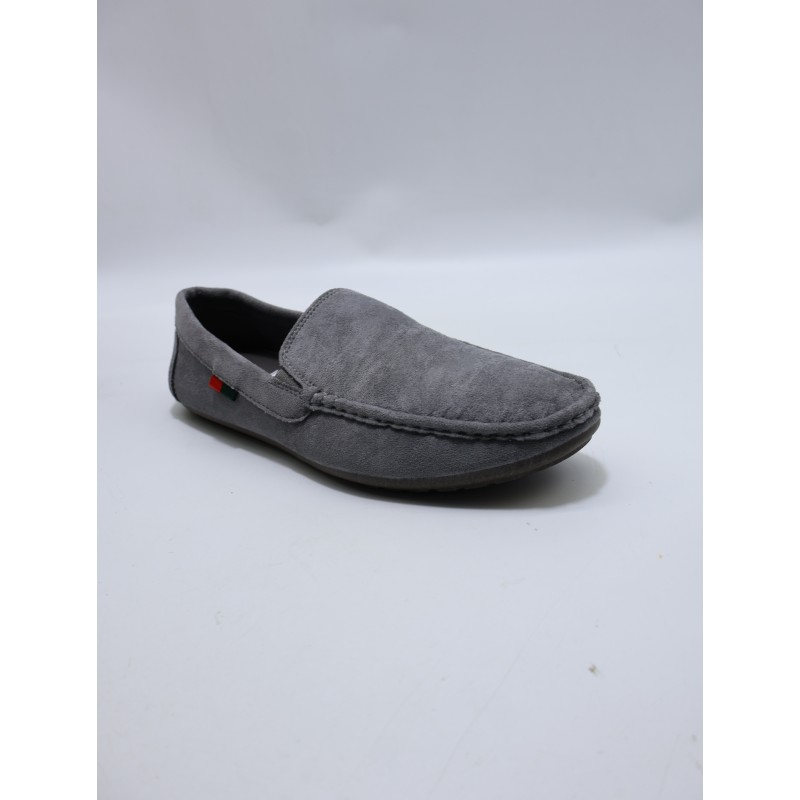 BUTY MĘSKIE. size 40/45 (8 par/paczka) kolor jak na zdzięciu