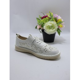 BUTY DAMSKIE : size 36/42 ( 12 par/paczka ). Kolor jak na zdzięciu