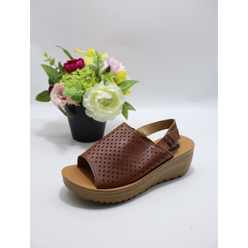 SANDAŁY DAMSKIE : size 36/41 ( 12 par/paczka ). Kolor jak na zdzięciu