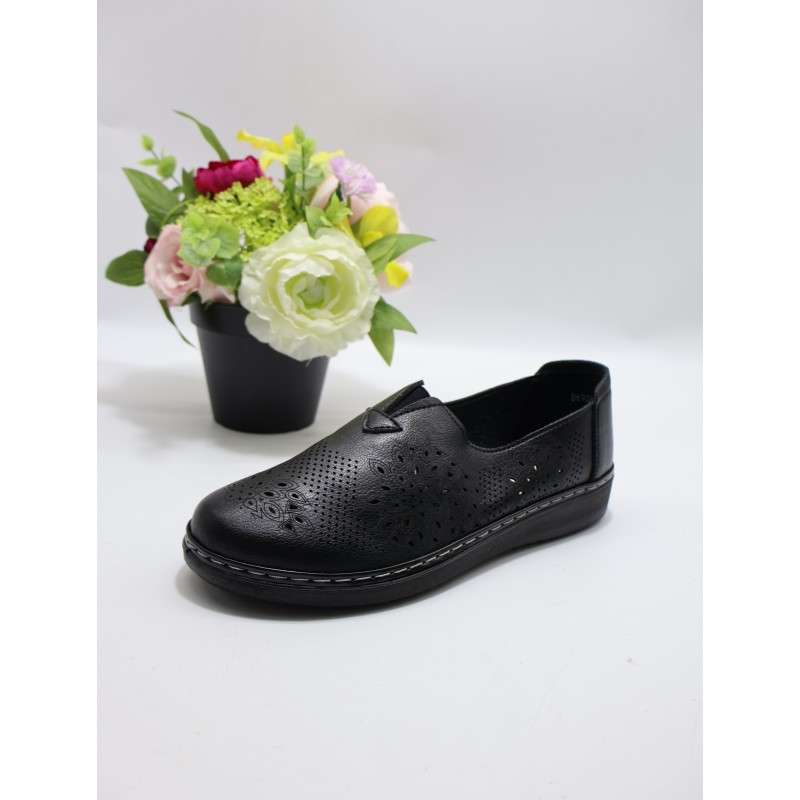 BUTY DAMSKIE : size 37/42 ( 12 par/paczka ). Kolor jak na zdzięciu