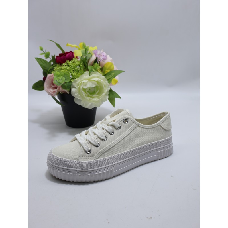 BUTY DAMSKIE : size 36/41 ( 12 par/paczka ). Kolor jak na zdzięciu