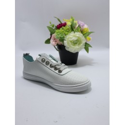 BUTY DAMSKIE : size 36/41 ( 12 par/paczka ). Kolor jak na zdzięciu