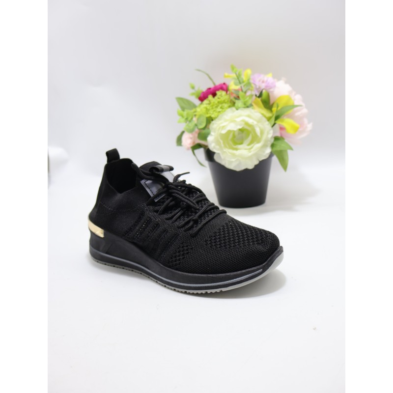 BUTY DAMSKIE : size 36/41 ( 12 par/paczka ). Kolor jak na zdzięciu